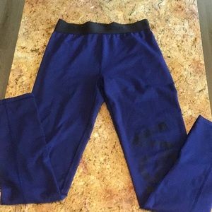 Victoria’s Secret VSX Sport leggings size small